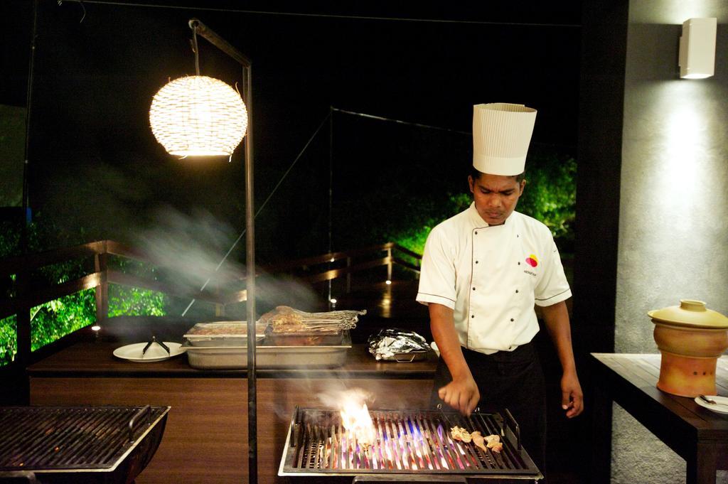 Jetwing Yala Hotel Exterior photo